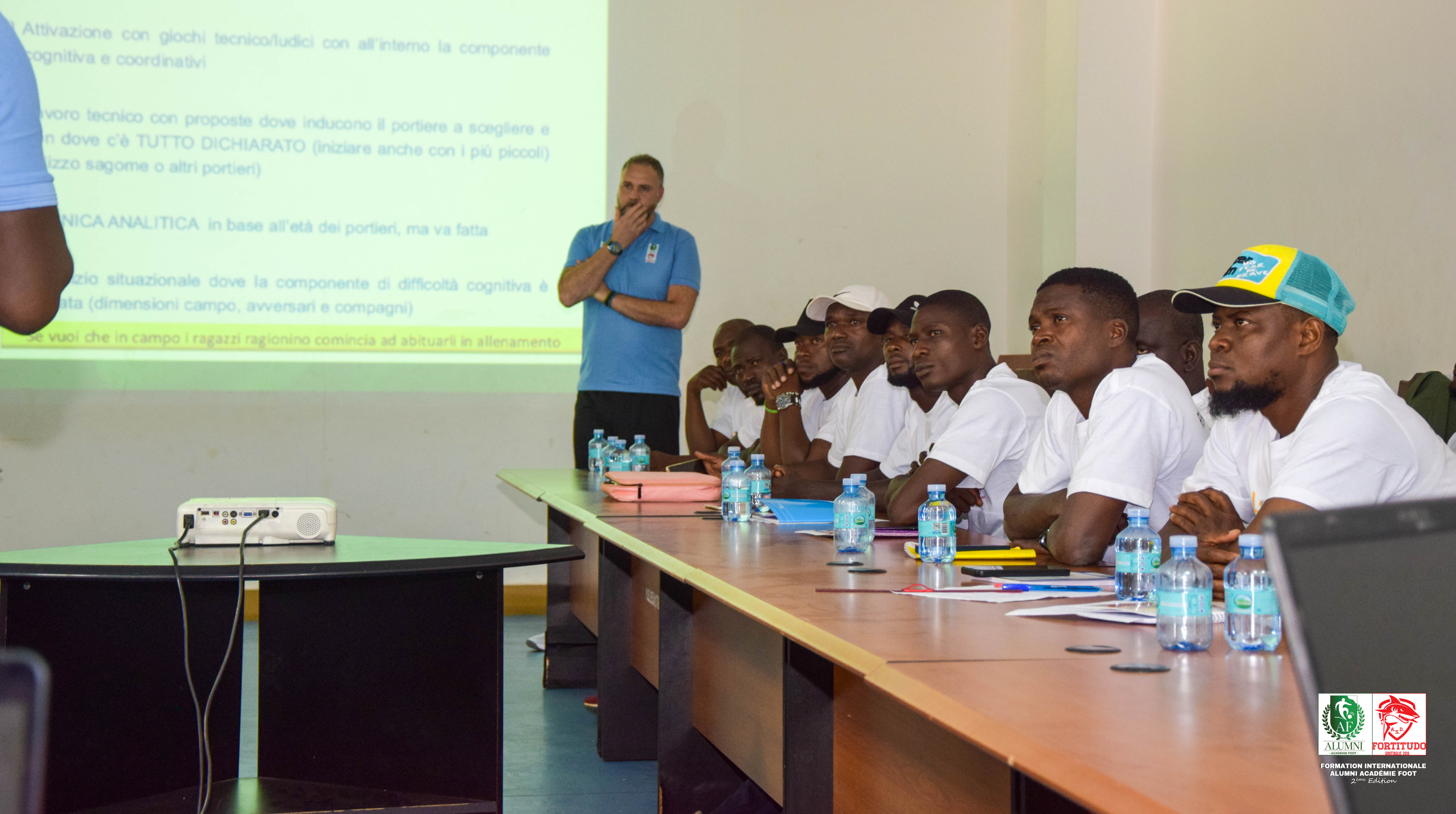 Football moderne : entraîneurs et gardiens à l’école des exigences internationales à Cotonou